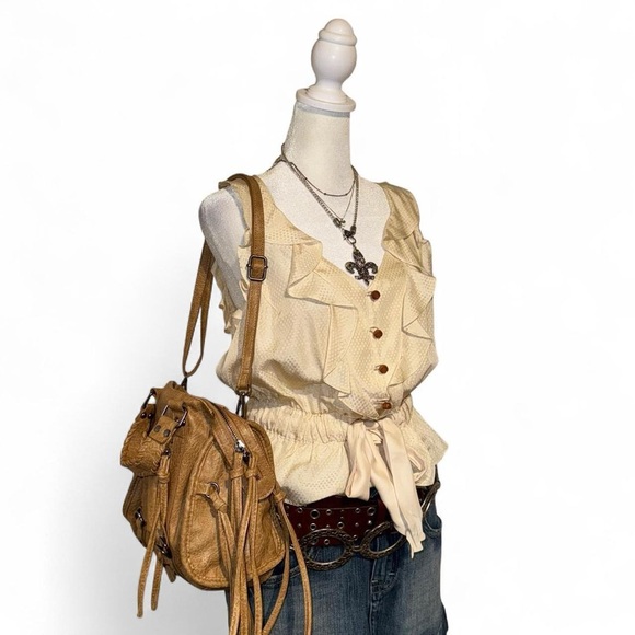 Stylish Cream Ruffle Blouse - Picture 1 of 7